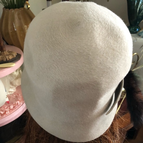 Vintage Gray Wool Hat with Mink Embellishment main image 11